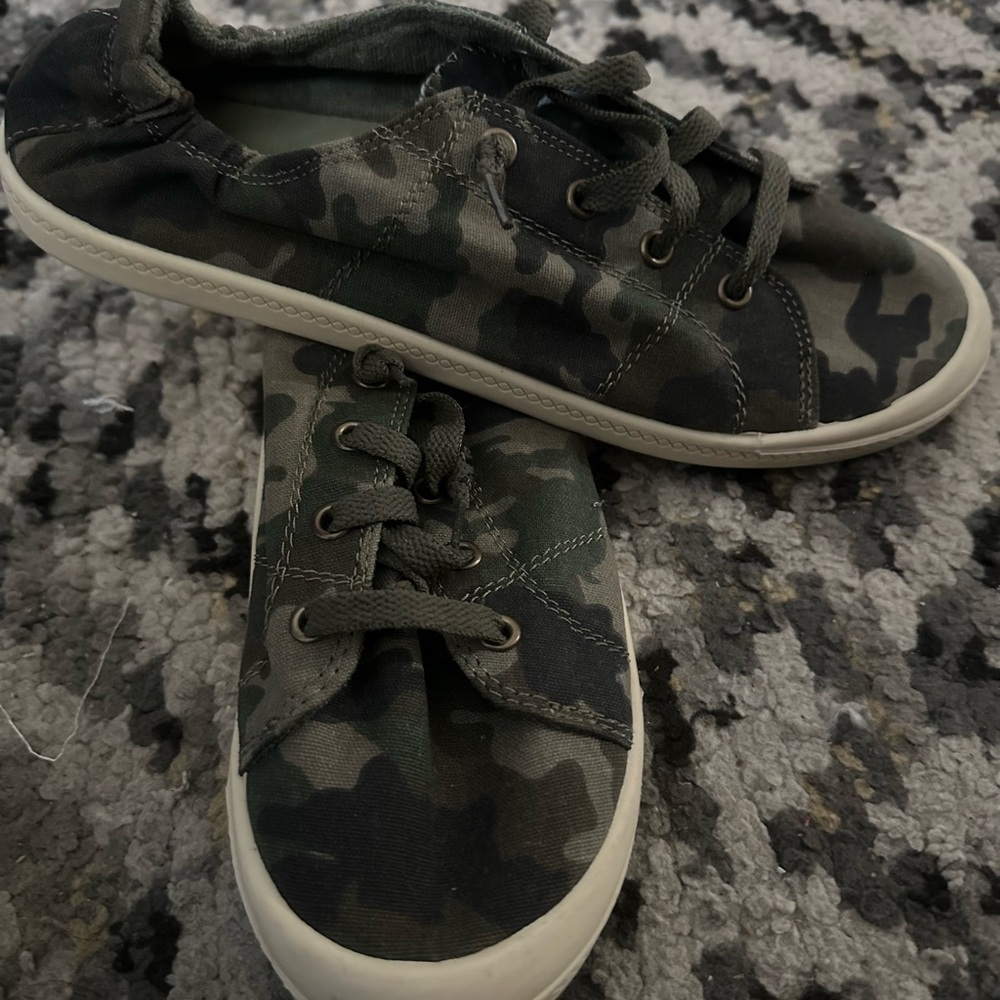 Women’s Camouflage Sneakers